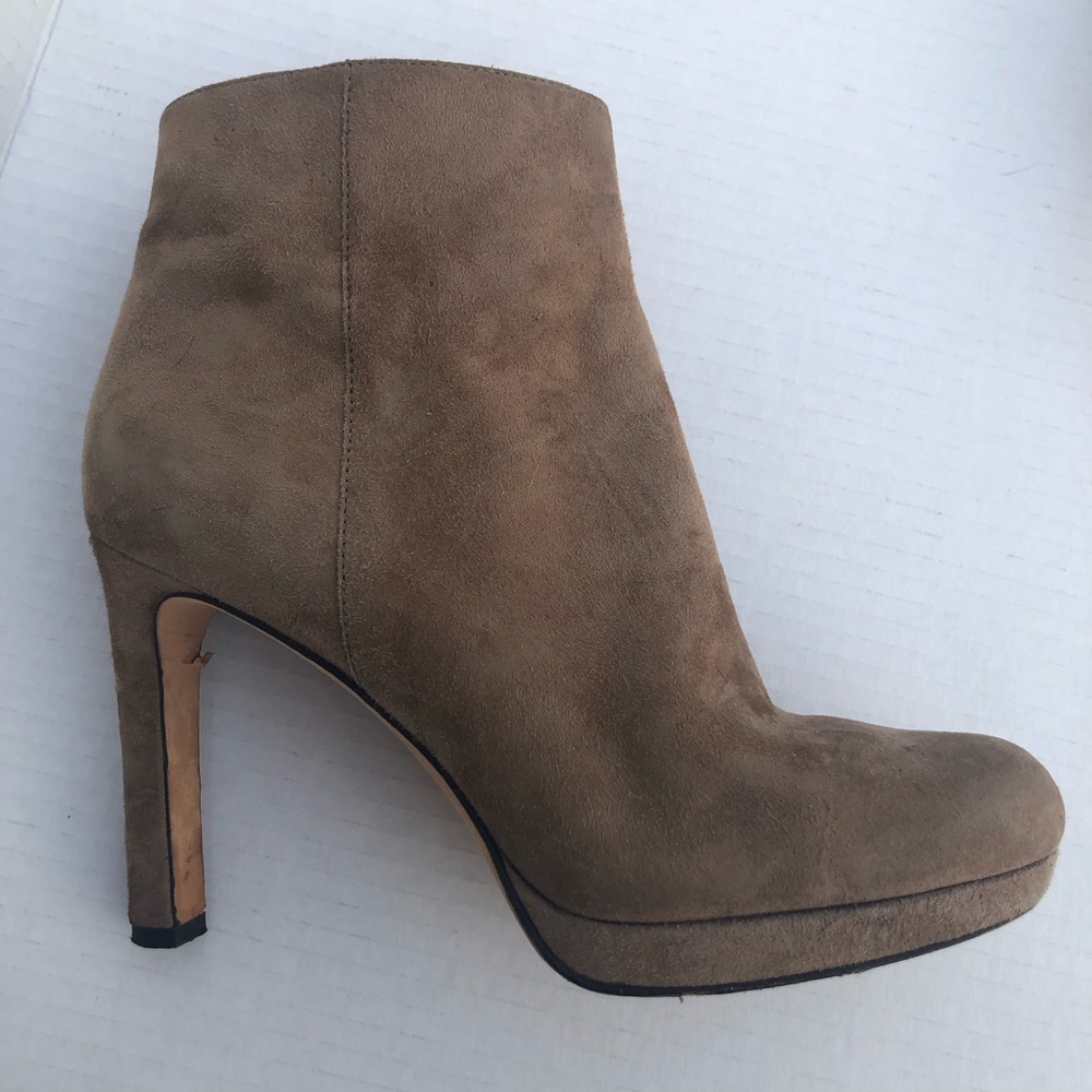 Via Spiga Women's Suede Ankle Side Zip Boots Tan Size 7.5 High Heel